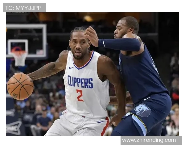 洛杉矶快船与费城76人激战正酣谁将赢得这场精彩对决