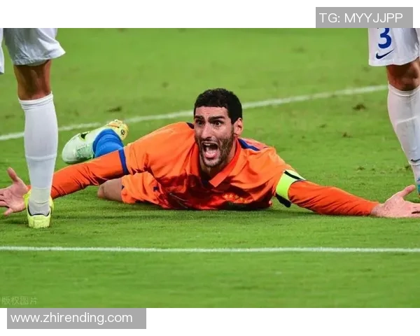 牛津联与吉林汉姆激战正酣比分揭晓引发球迷热议 牛津联与吉林汉姆激战正酣比分揭晓引发球迷热议